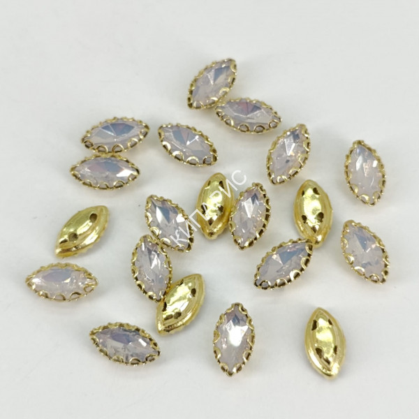 Стразы стекло пришивные в цапах, лист, 4 х 8 мм, цвет Light Rose Opal, 10 шт в уп.