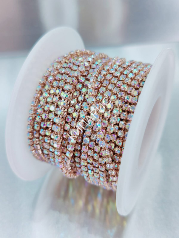 Стразовая цепочка, лента для рукоделия, SS6.5 (2 мм), цвет Cristall AB Light Peach, 1 м.